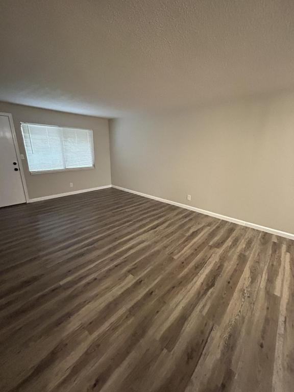 39 Devon Ct - Photo 7 of 14