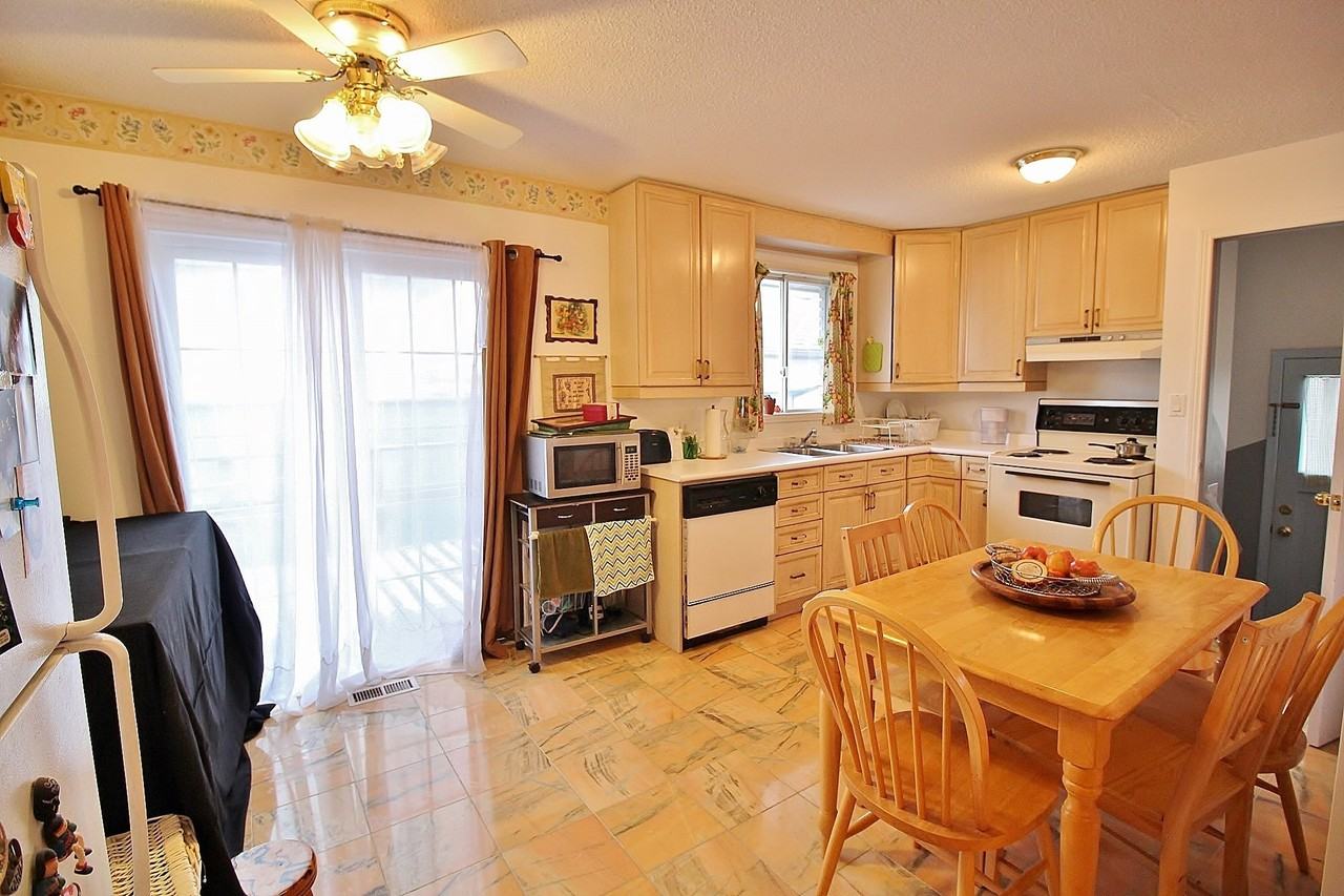 39 Donlea Dr #2 - Photo 5 of 9