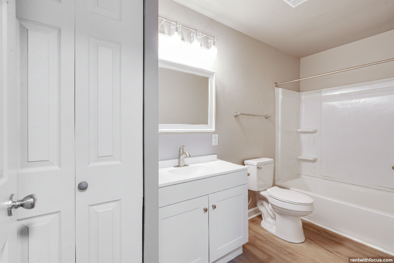 4605 Hayes Rd. - Photo 7 of 36