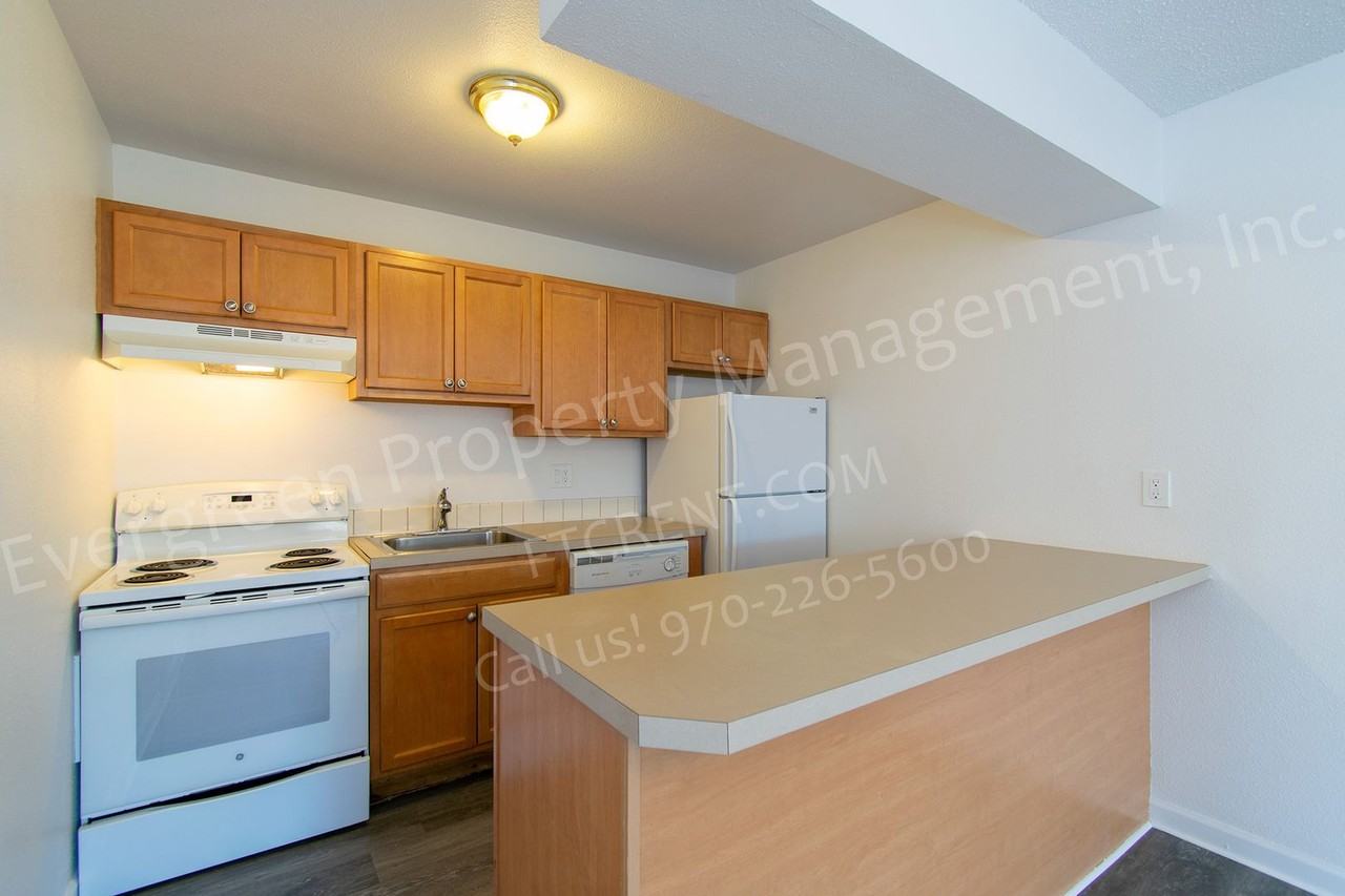 2153 27th Avenue Ct - Photo 4 of 22