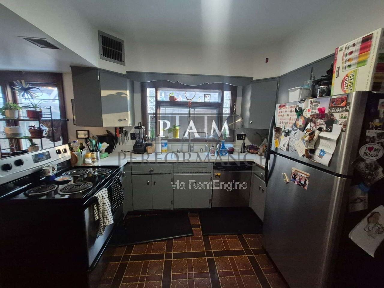 4035 N Stowell Ave - Photo 6 of 13