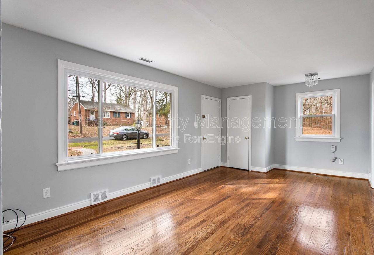 8518 Mark Lawn Dr - Photo 6 of 23