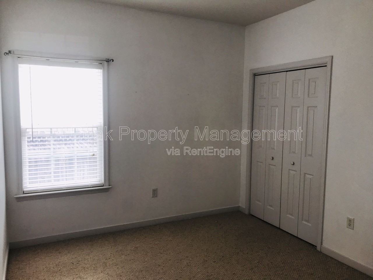 1903 Elmsmere Ave - Photo 7 of 16