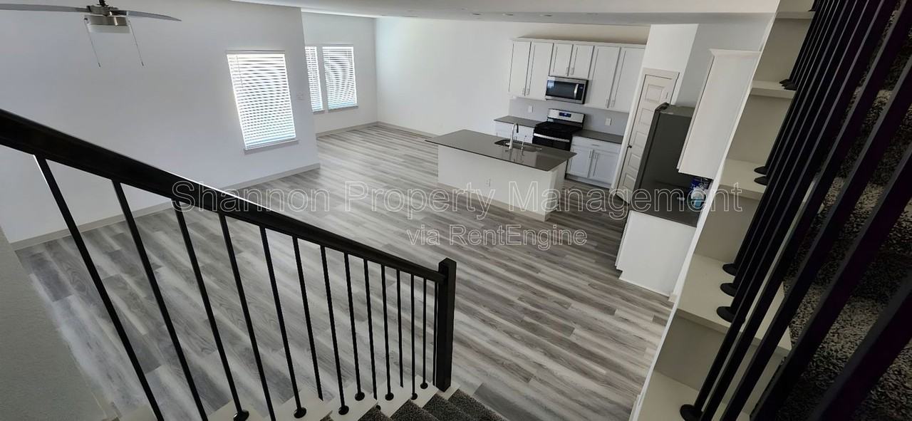 3711 Jayci Lake Trce - Photo 5 of 9