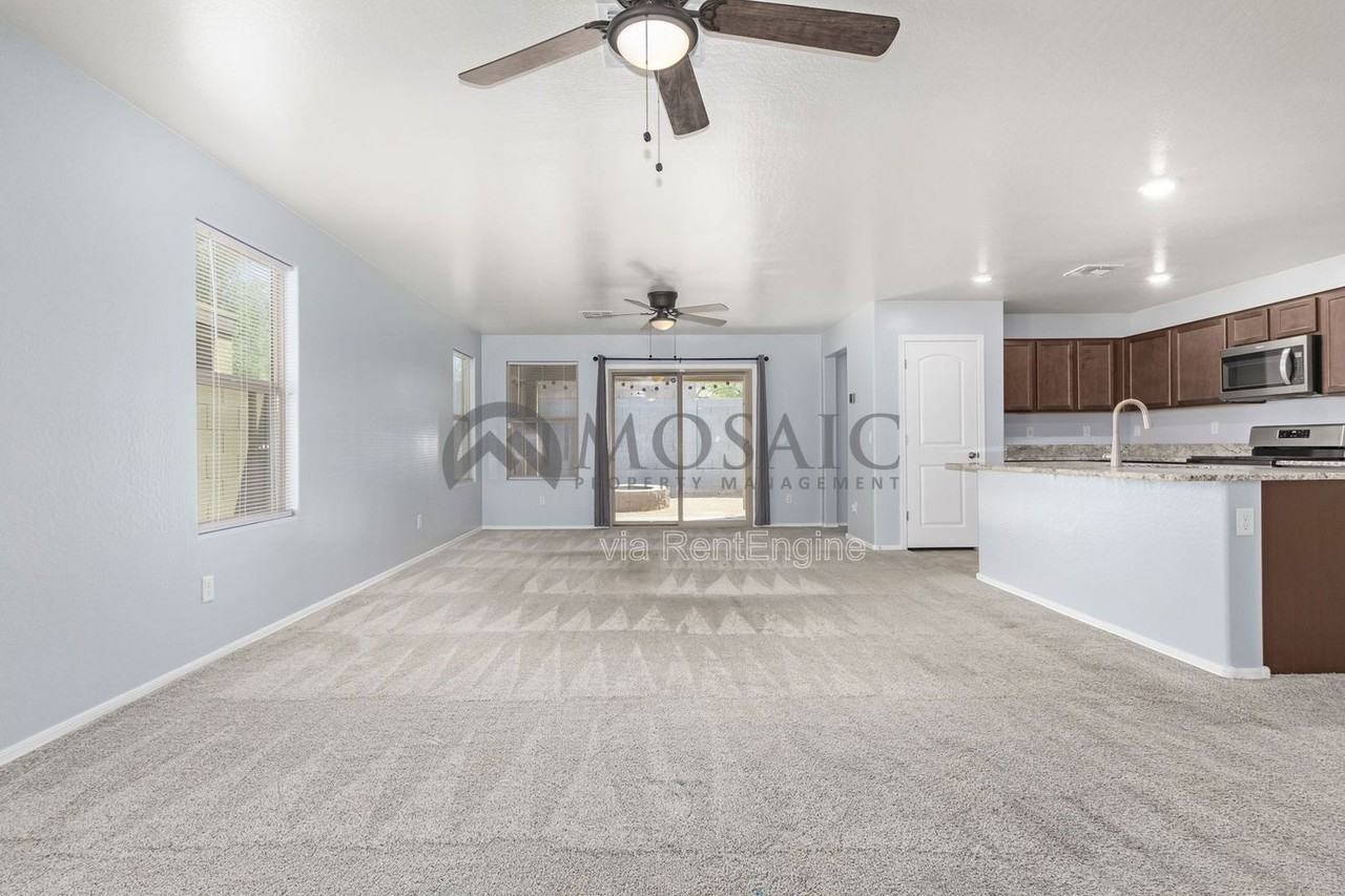 1517 E Saint Catherine Ave - Photo 4 of 25