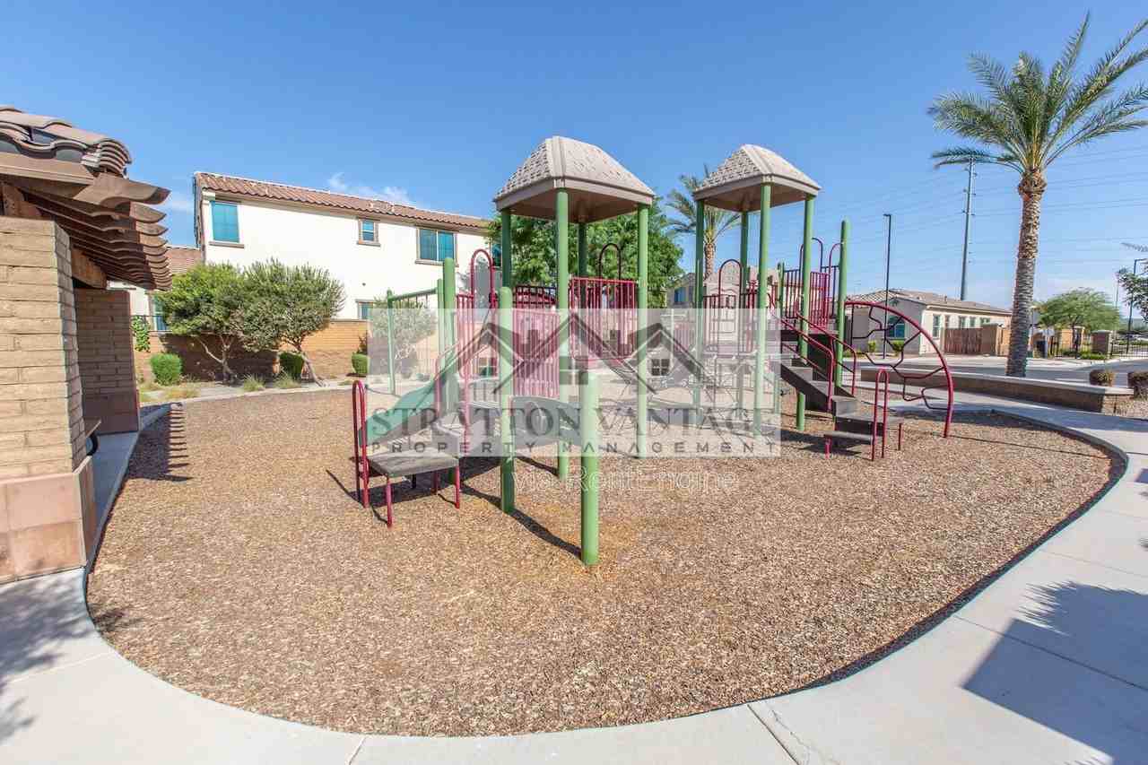 2883 E Ebony Dr - Photo 7 of 50