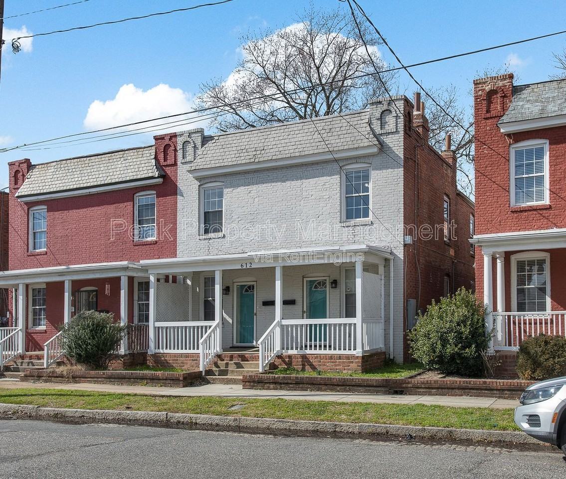 612 N 32nd St #2 - Photo 3 of 19