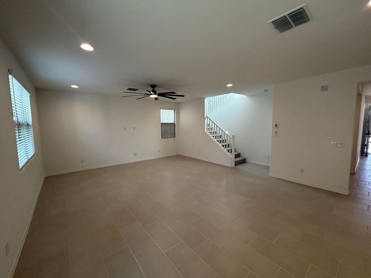 25168 N 165th Ave - Photo 5 of 36