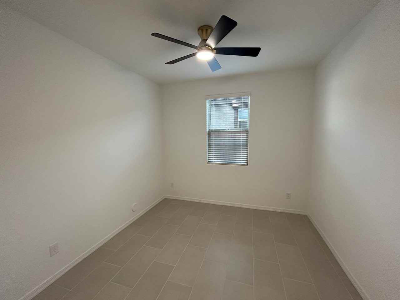 25168 N 165th Ave - Photo 7 of 36