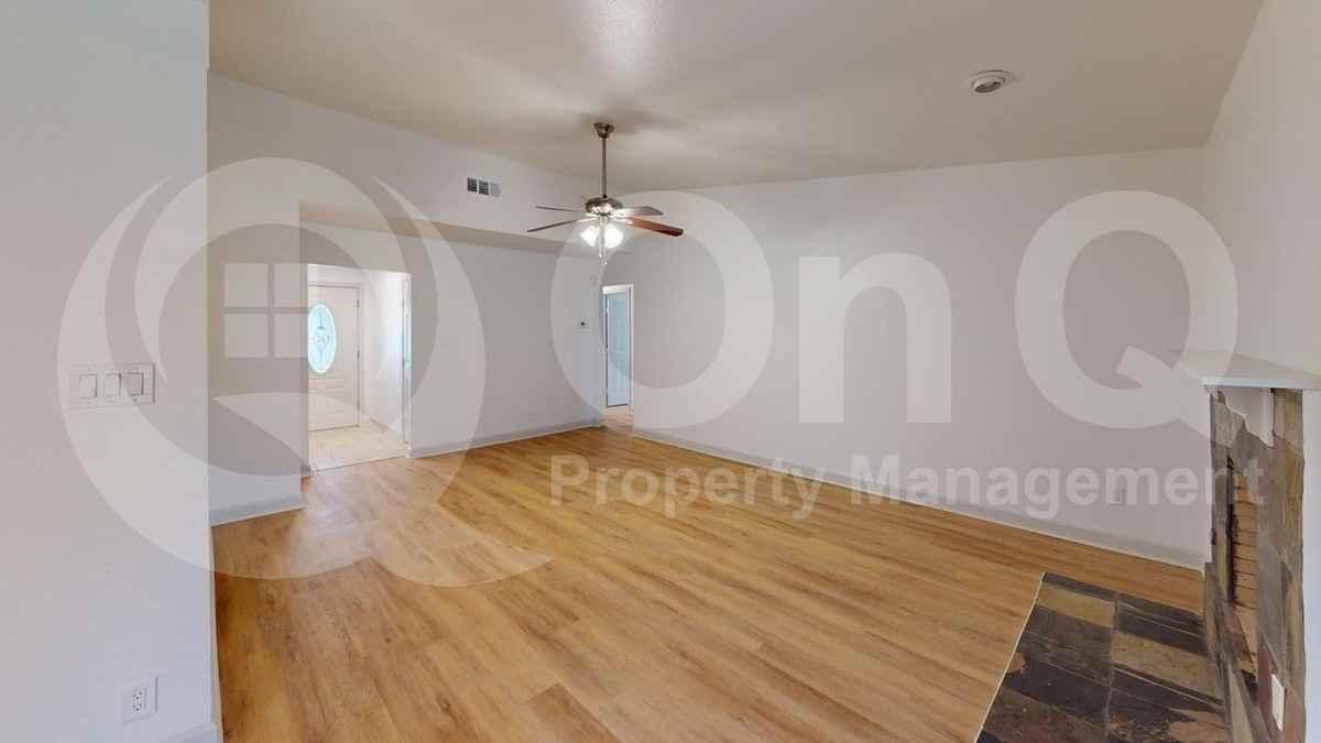 9837 Childress Dr - Photo 6 of 20