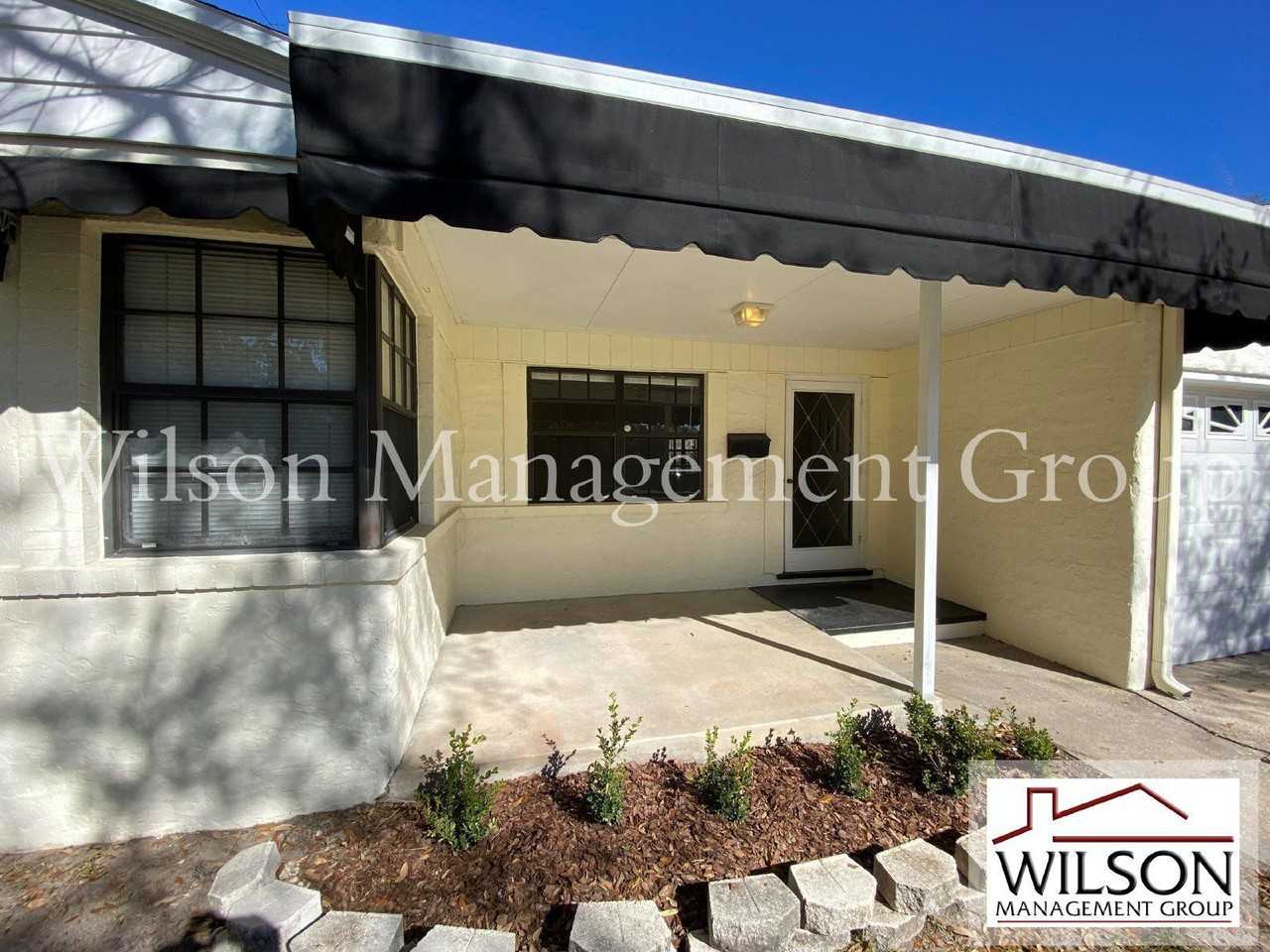 419 Westminster St - Photo 4 of 22