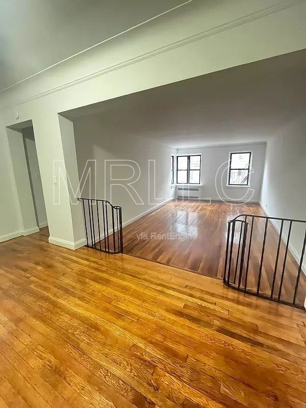 500 W 235th St #2C - Photo 3 of 6