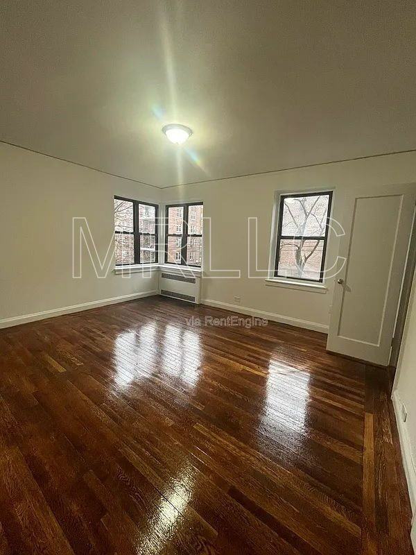 500 W 235th St #2C - Photo 5 of 6