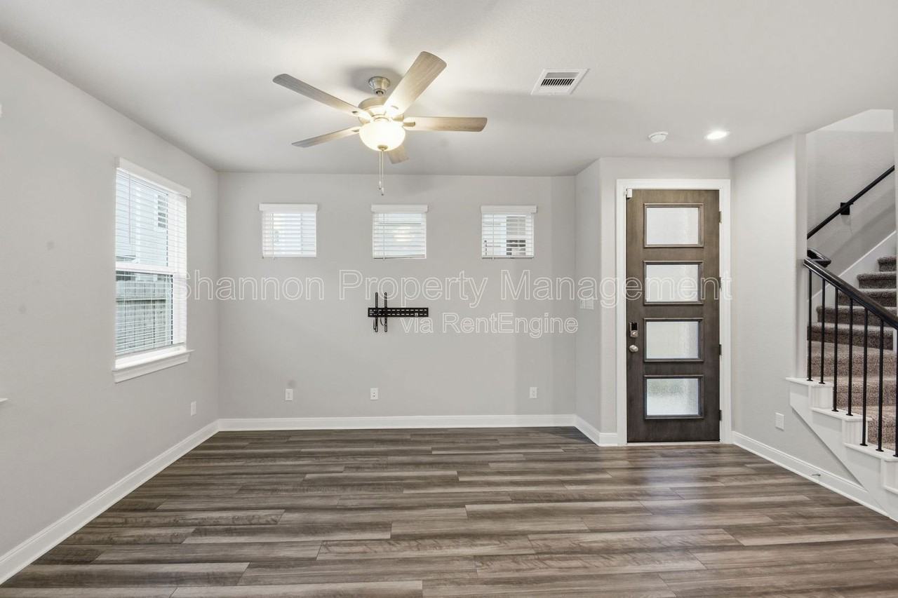 4106 Split Ivy Dr - Photo 6 of 39