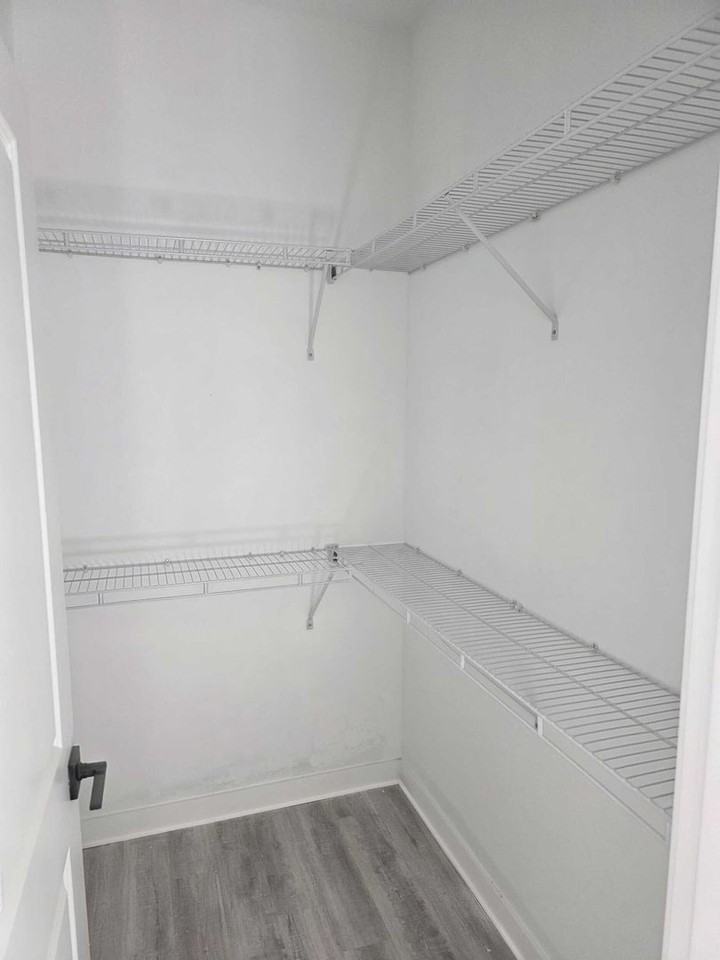 12232 Newgate Ave - Photo 6 of 23