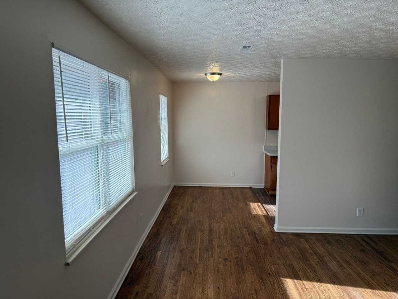 5525 Jacksboro Pike #16 - Photo 4 of 15