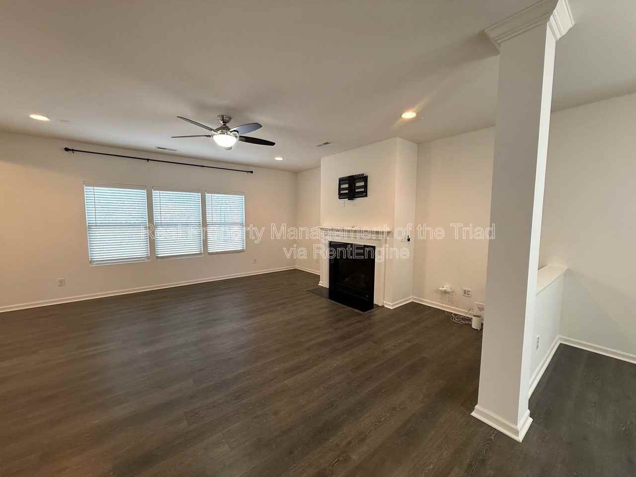 4670 Wesmar Ct - Photo 2 of 26