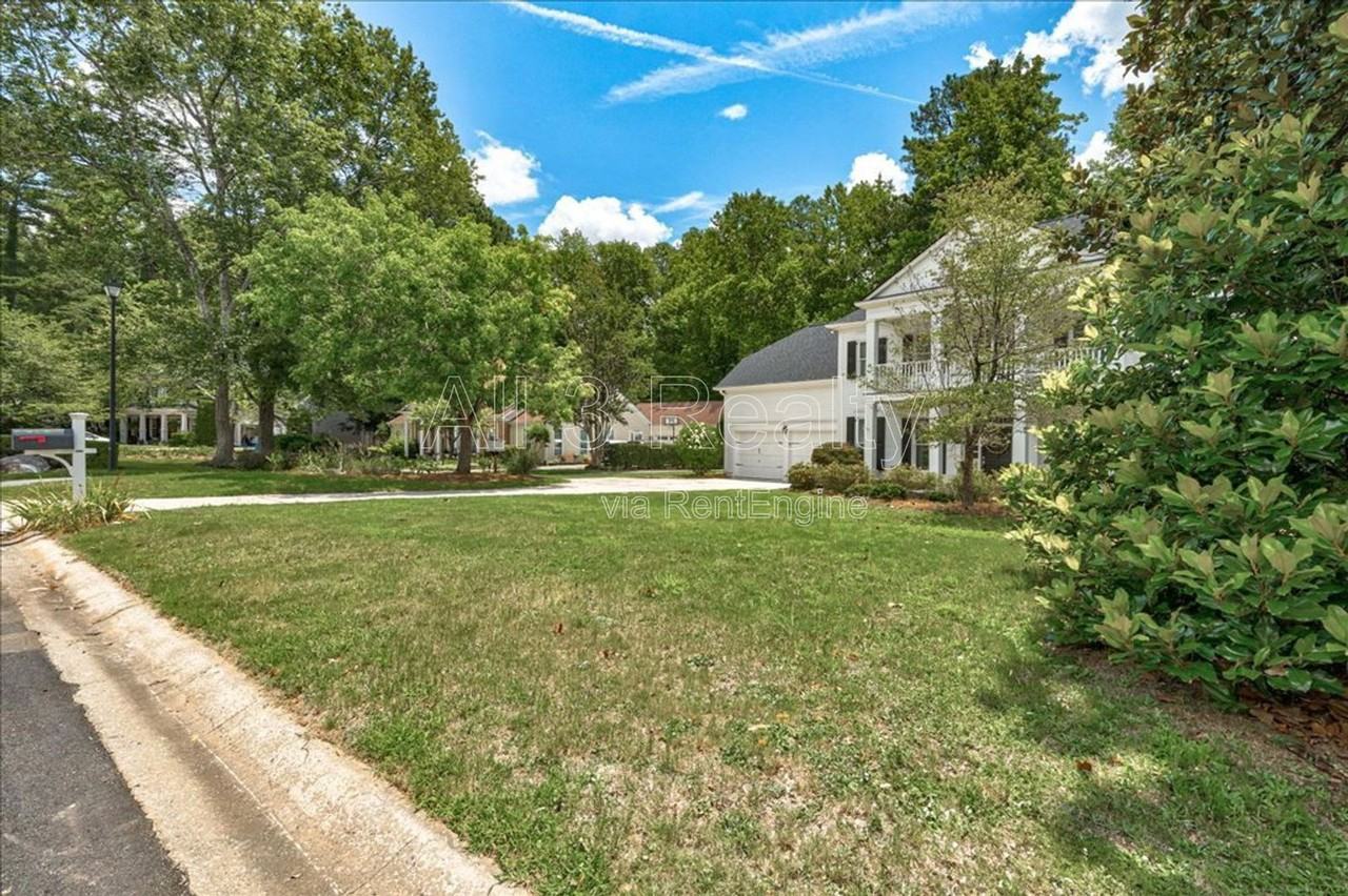 123 Wensley Cor - Photo 4 of 50