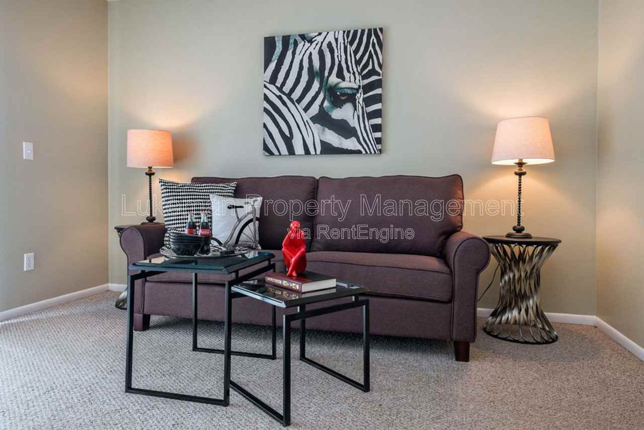 3409 W Michigan Ave #5 - Photo 5 of 29