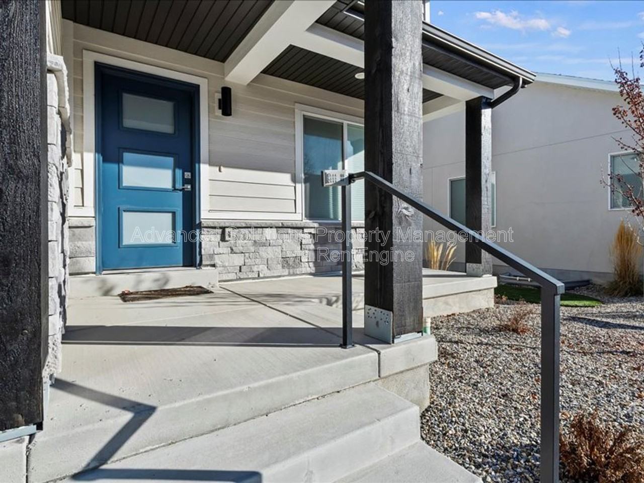 7411 S Drake Park Ct - Photo 3 of 33