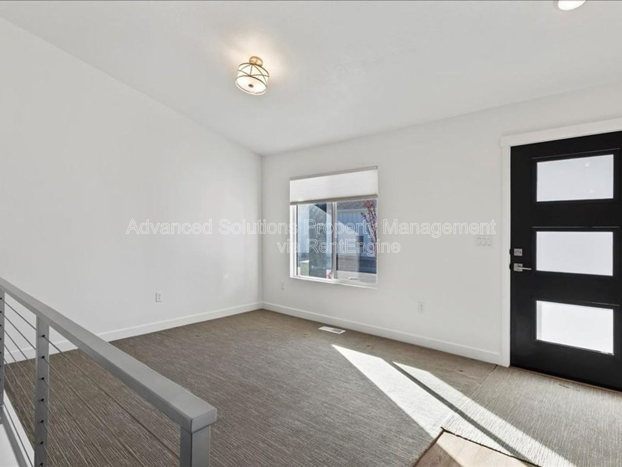 7411 S Drake Park Ct - Photo 4 of 33