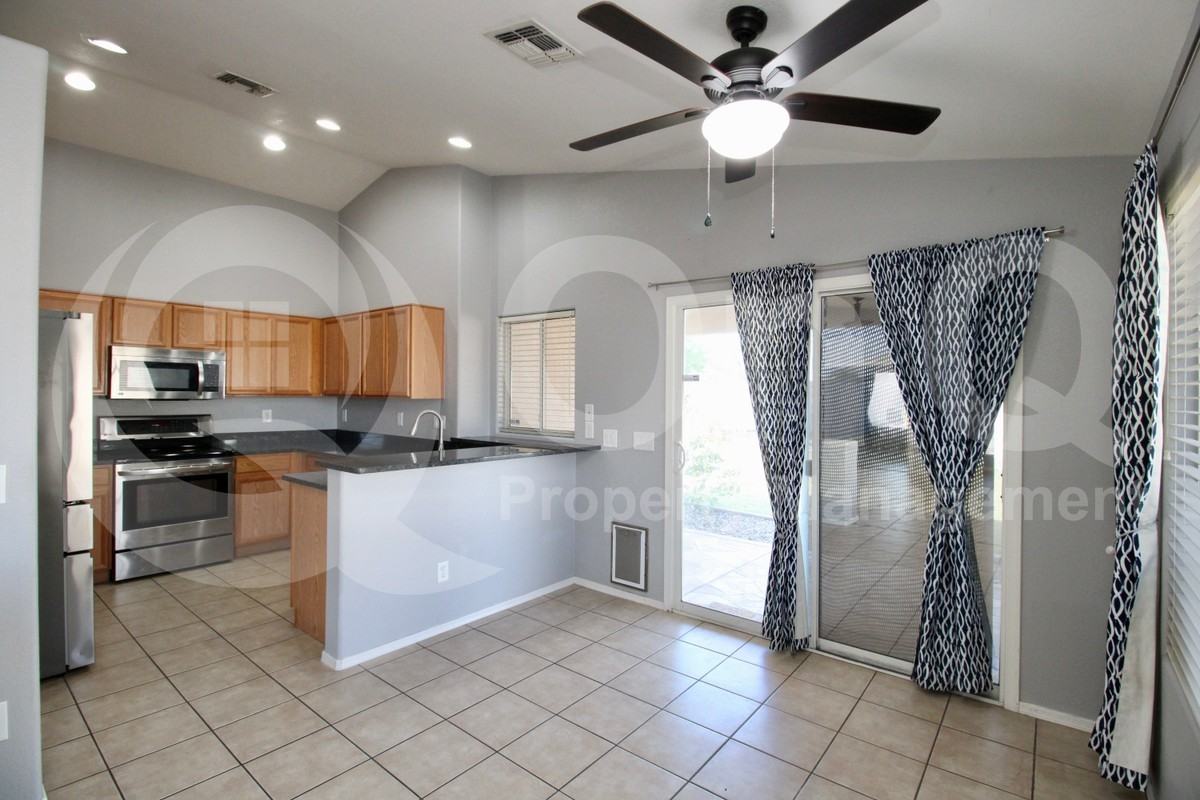 20986 N 84th Dr - Photo 5 of 26