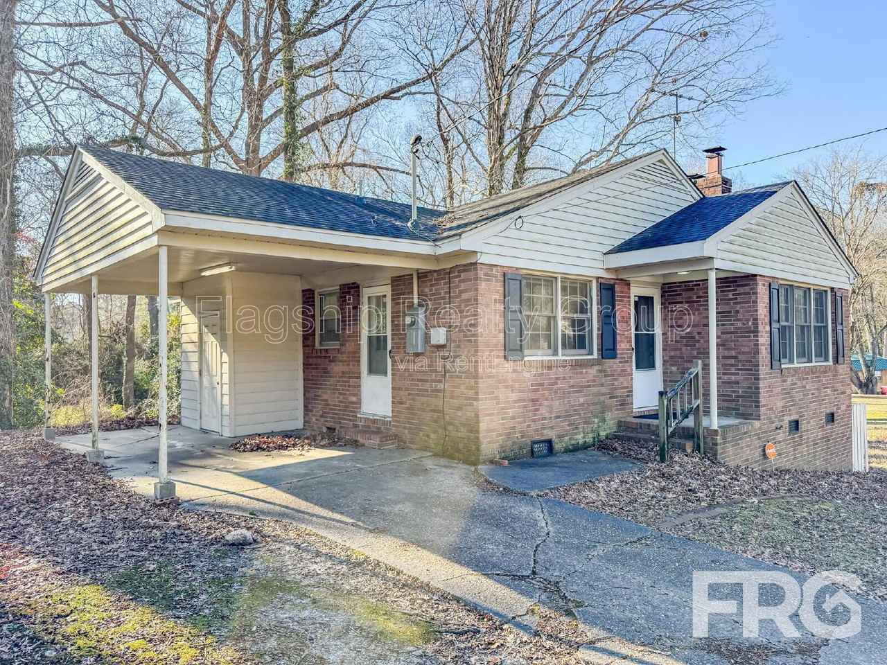 2501 Jefferson Dr - Photo 2 of 30