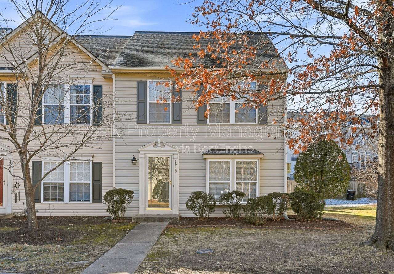 2930 Queensland Dr - Photo 2 of 22