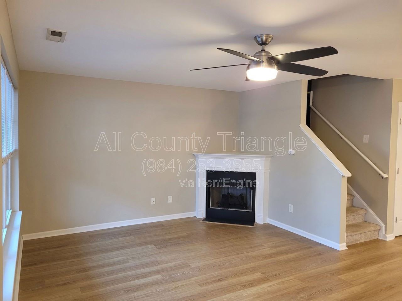 317 Port Haven Dr - Photo 2 of 17