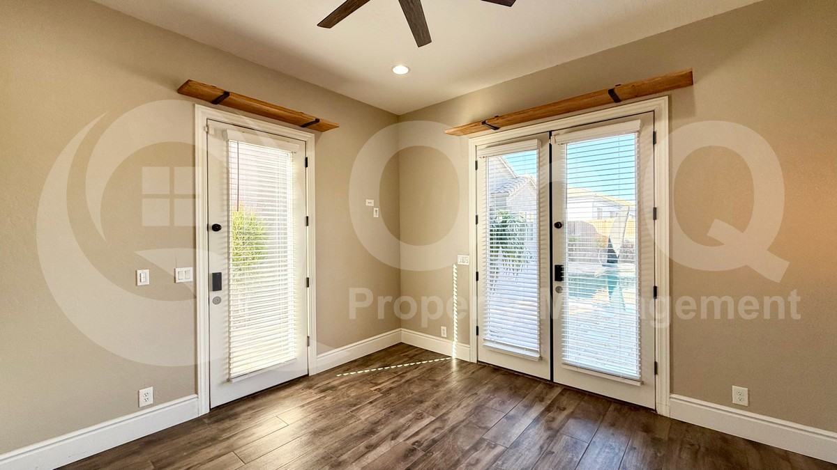 1237 N 86th Pl - Photo 6 of 31