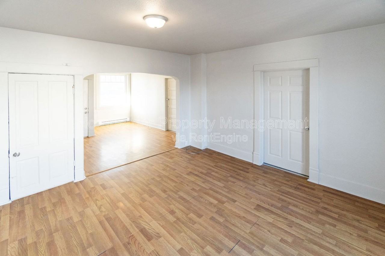 2602 N Hogan St #1 - Photo 4 of 16