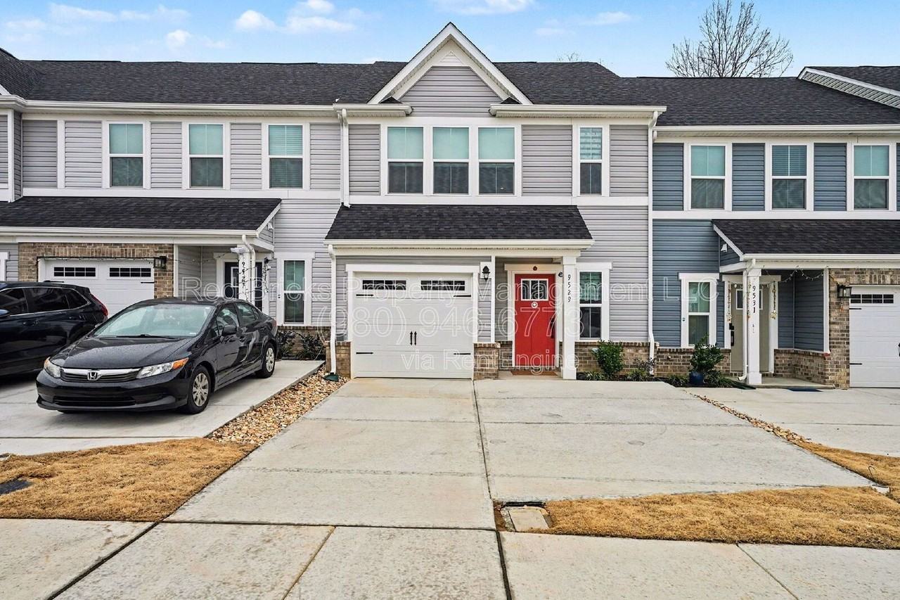 9529 Teamwork St Nw - Photo 2 of 24