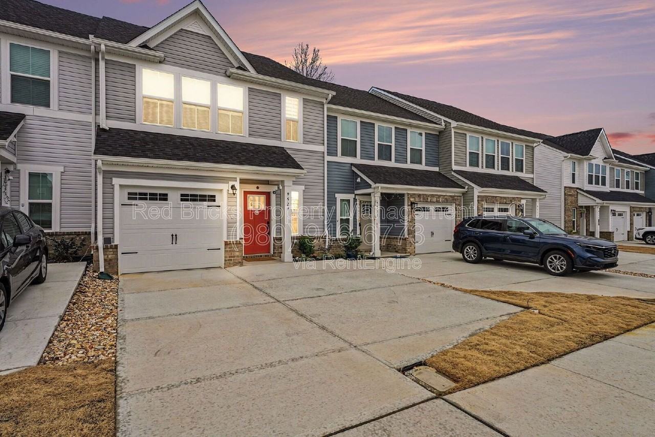 9529 Teamwork St Nw - Photo 3 of 24