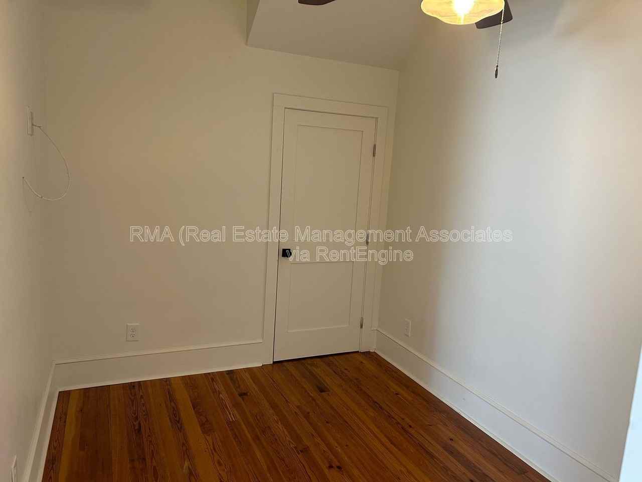 215 Main St #1A - Photo 3 of 4