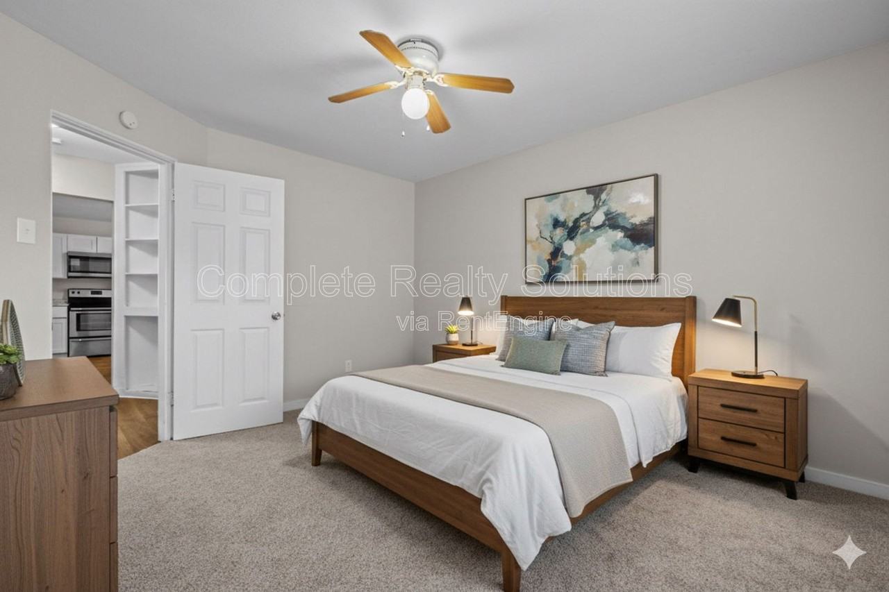 1644 Nemnich Ave - Photo 3 of 23