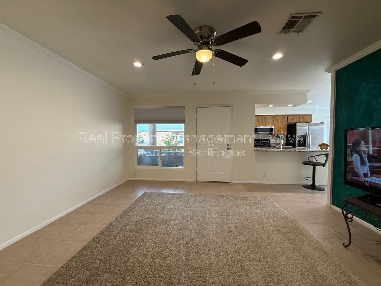 502 W Yukon Dr #8 - Photo 3 of 22