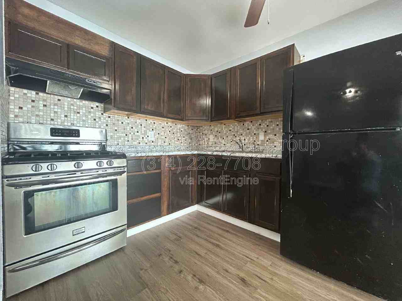 10412 Prince Dr - Photo 5 of 16