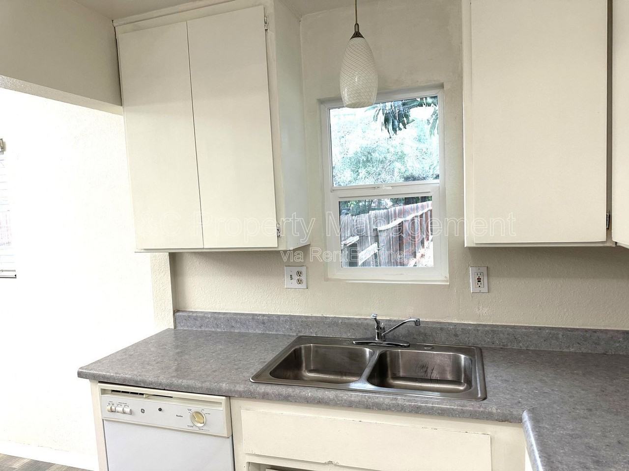 2231 Morell St - Photo 6 of 18