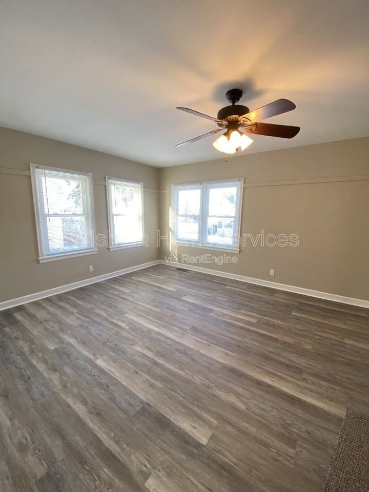 427 W Murray St - Photo 5 of 10