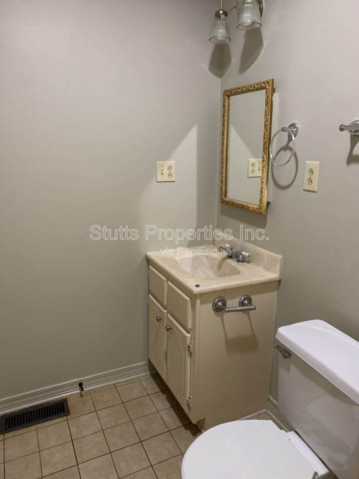 14 Winston Sq - Photo 4 of 9