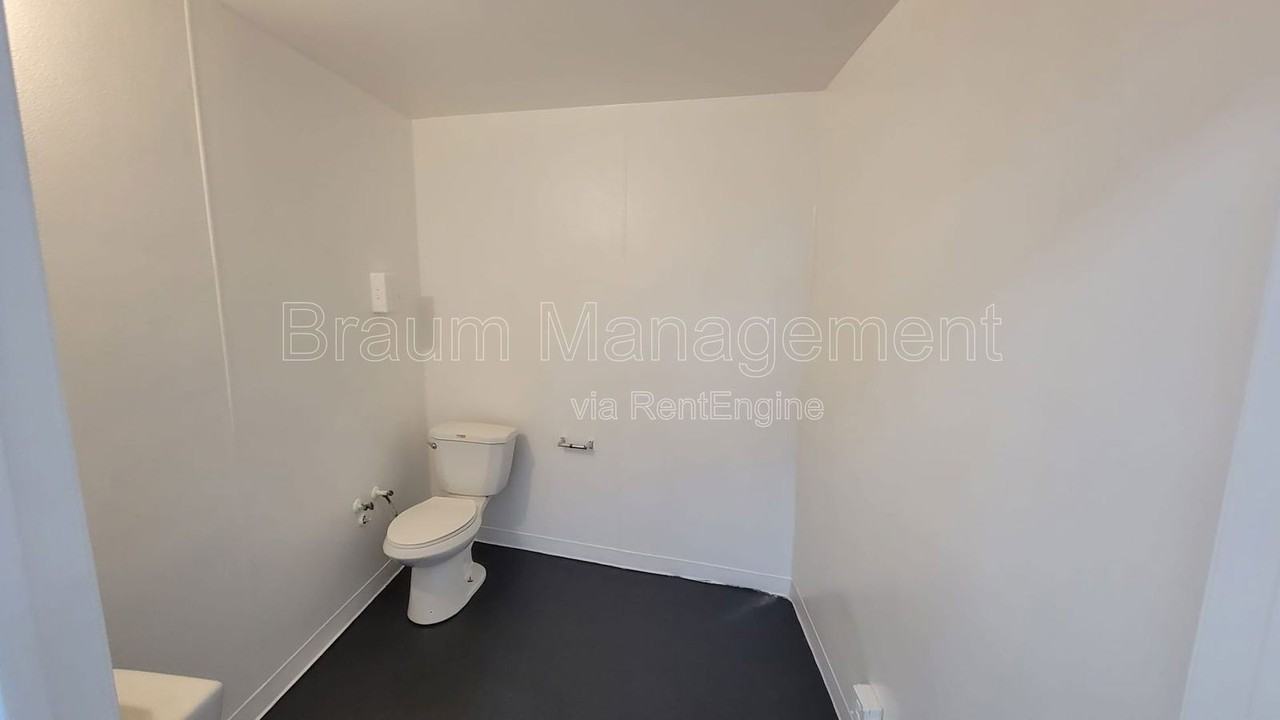 11300 Ventura Blvd - Photo 5 of 10