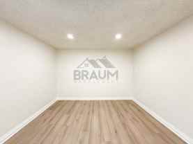 19401 Haynes St #6 - Photo 1 of 1