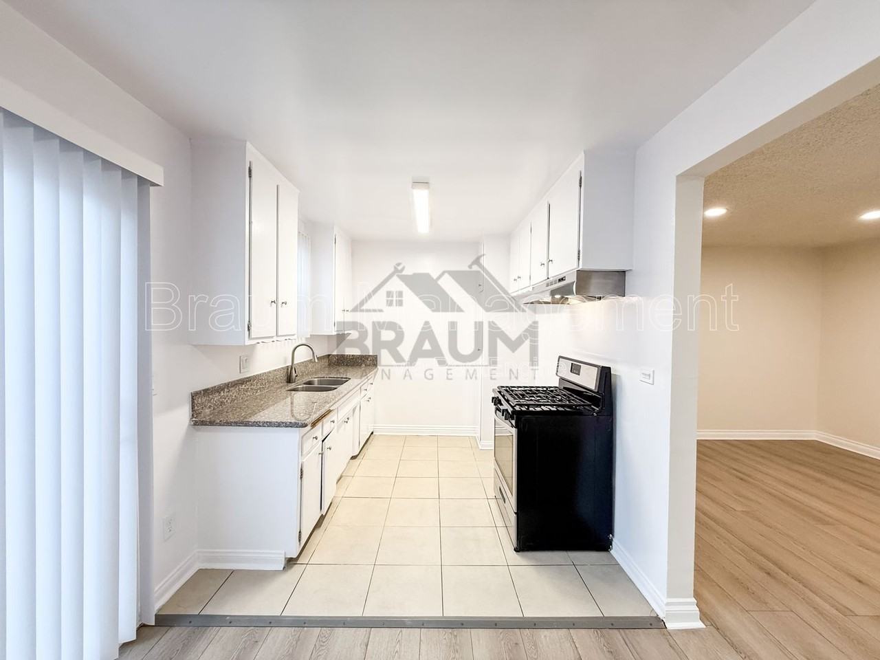 19401 Haynes St #6 - Photo 5 of 21