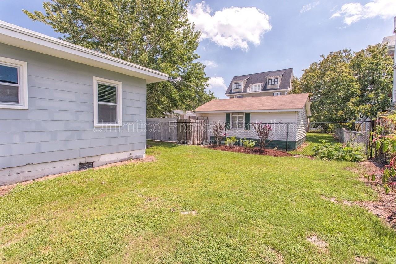 1608 Bonito Ln - Photo 5 of 20