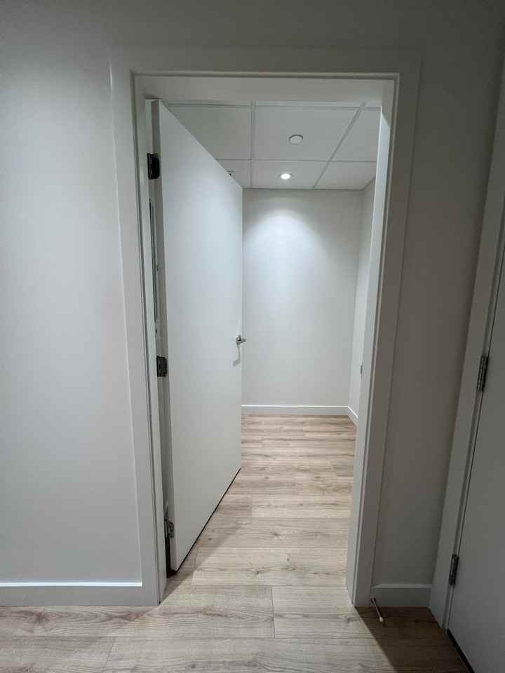 755 Harbourside Dr - Photo 7 of 18