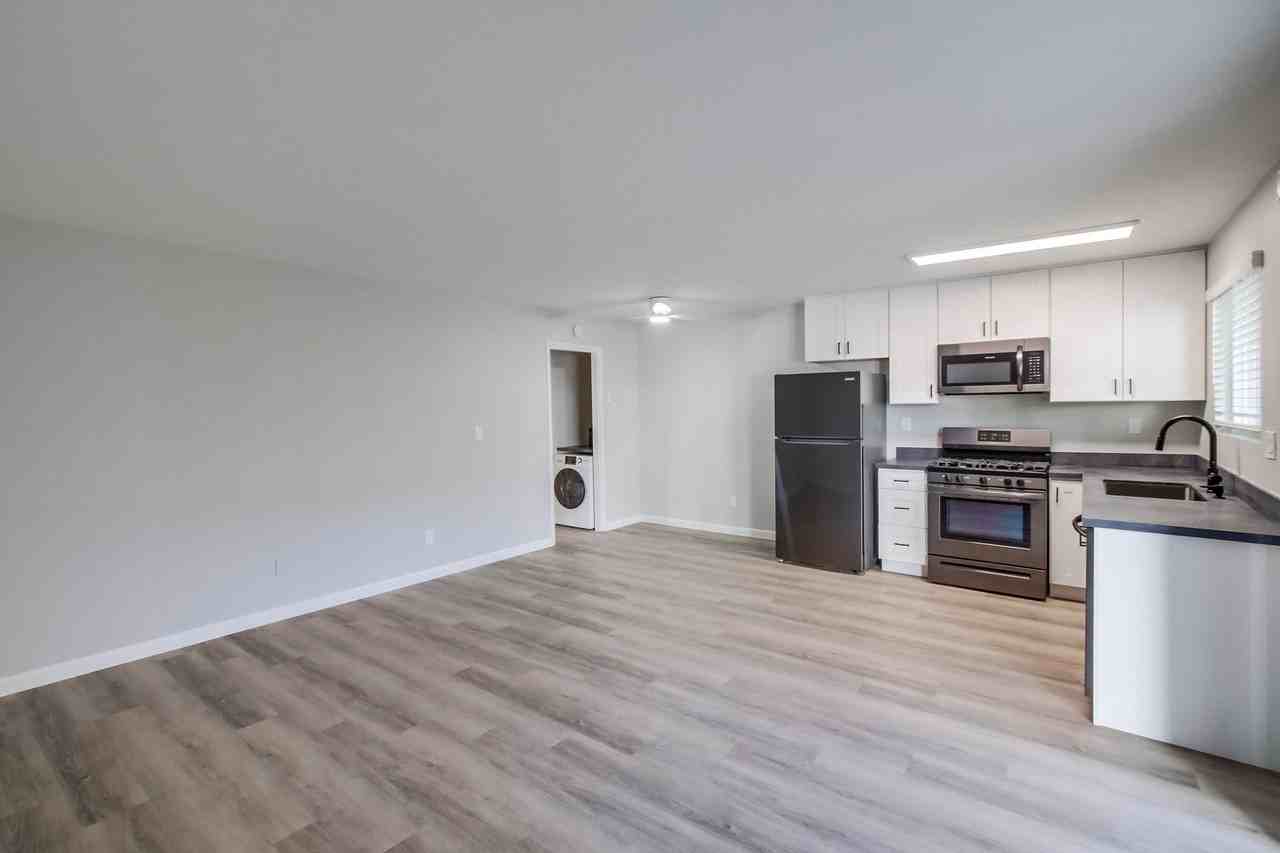 Sippi Sippi - Photo 3 of 50