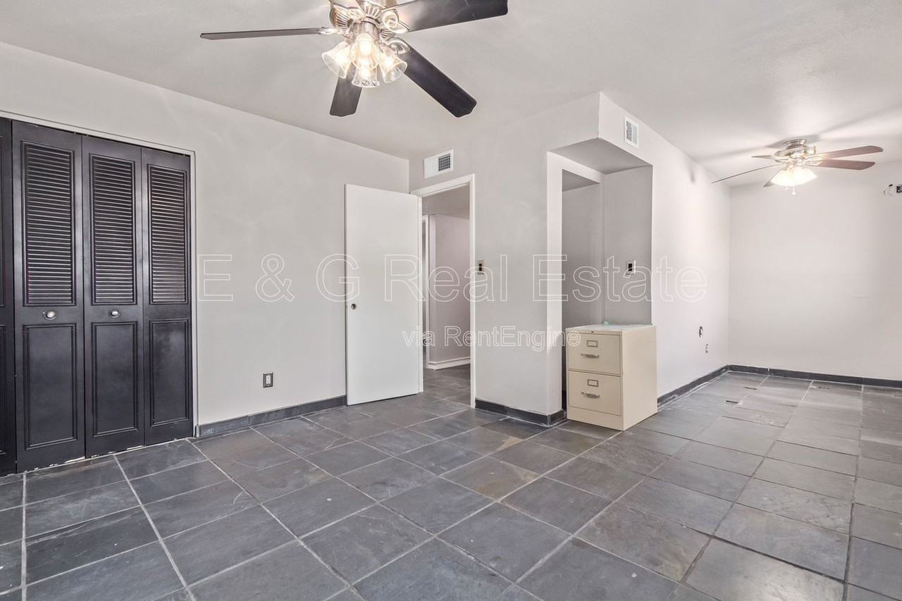 1640 E La Jolla Dr - Photo 6 of 34