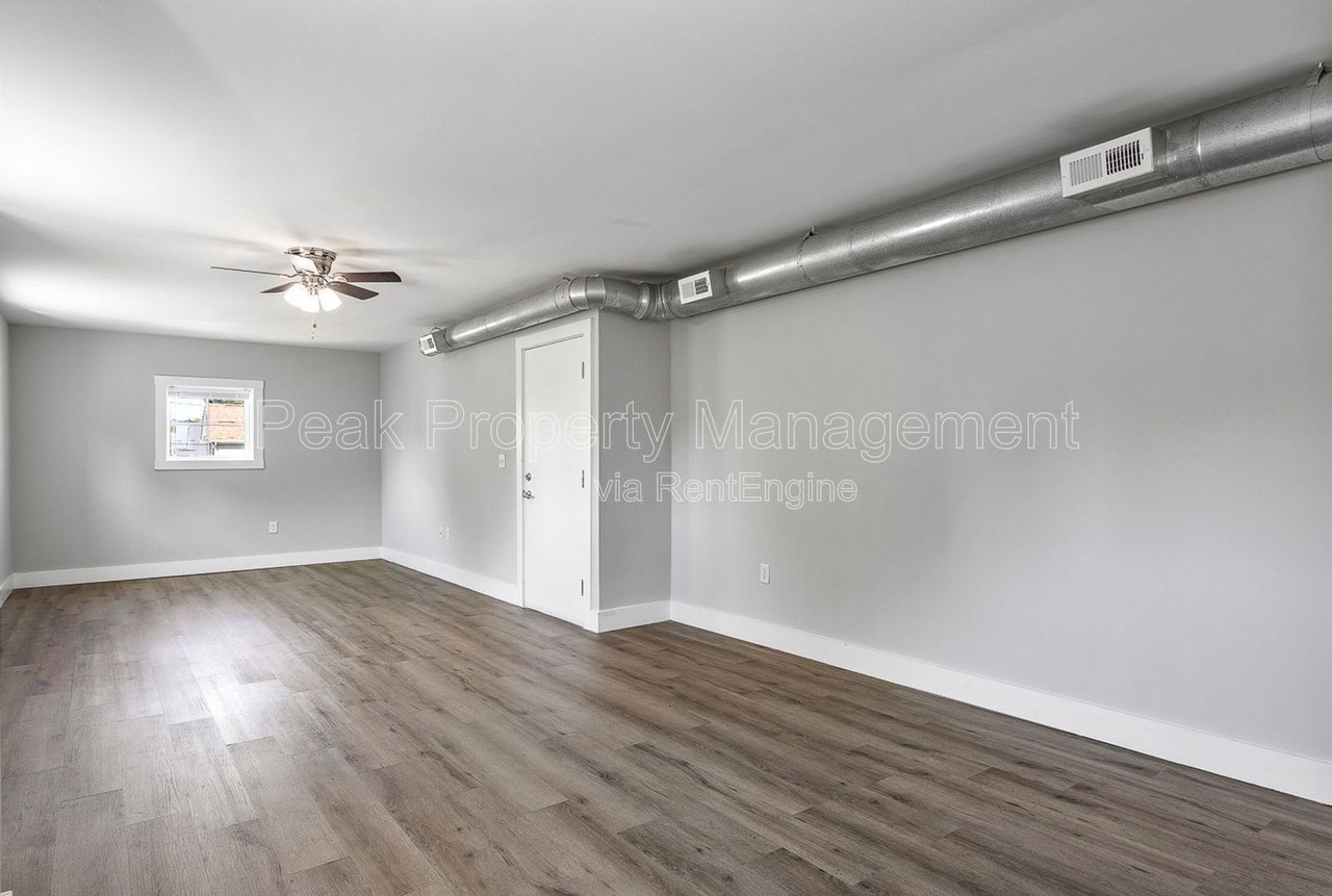1618 Maury St #D - Photo 3 of 19