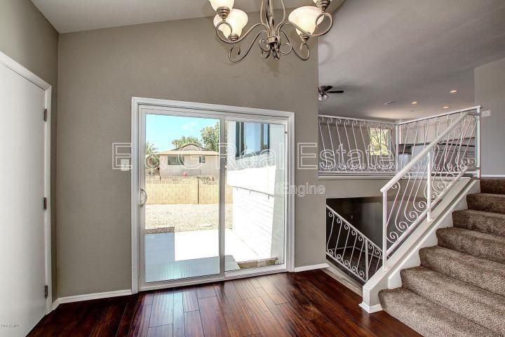 417 E Greenway Dr - Photo 5 of 27