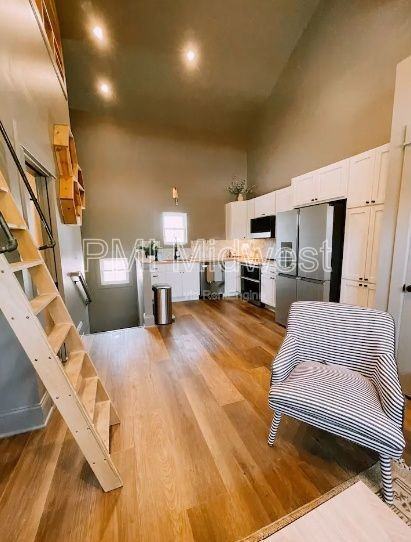 1529 S East St #W - Photo 3 of 17